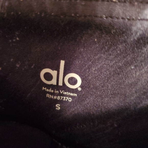 Alo Yoga Paint Stroke / Airbrush full leggings. Black, gray and white. Size S. - Picture 6 of 12